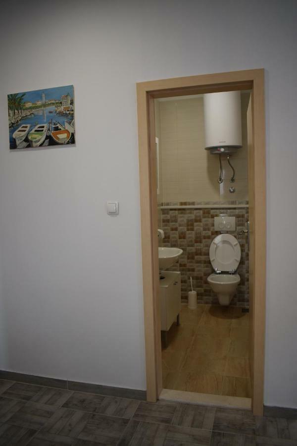 Apartman Dani-Podstrana Apartment Luaran gambar