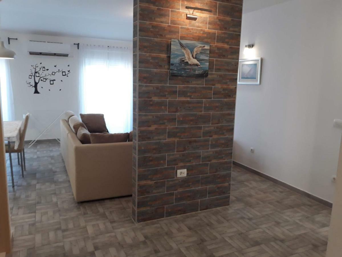 Apartman Dani-Podstrana Apartment Luaran gambar